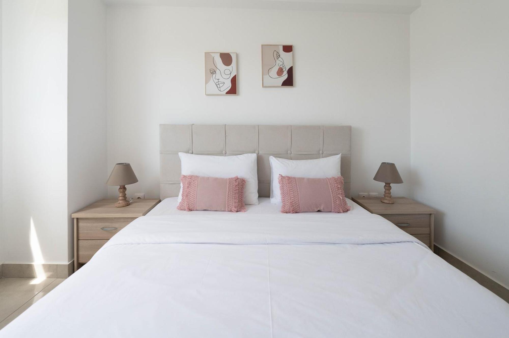 Modern Spacious Apartment Located In Πειραιάς Εξωτερικό φωτογραφία